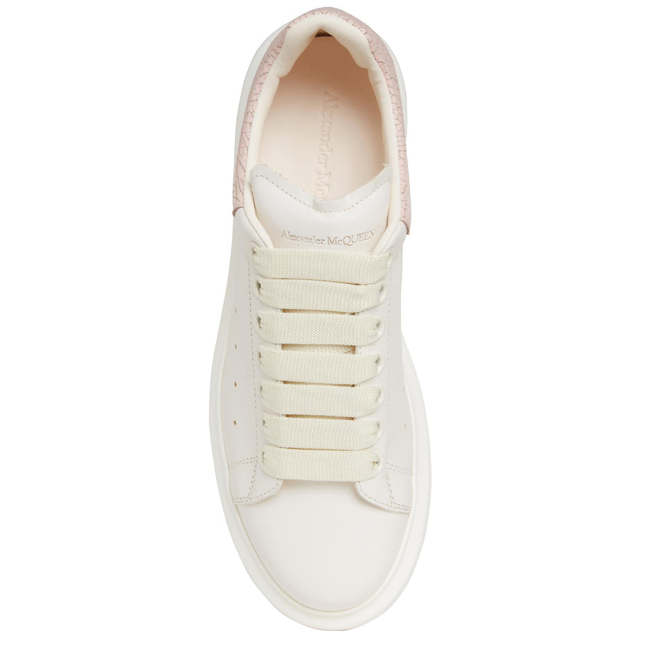 Sneakers oversize in pelle bianca e rosa 553770 WIACU9050 ALEXANDER MCQUEEN
