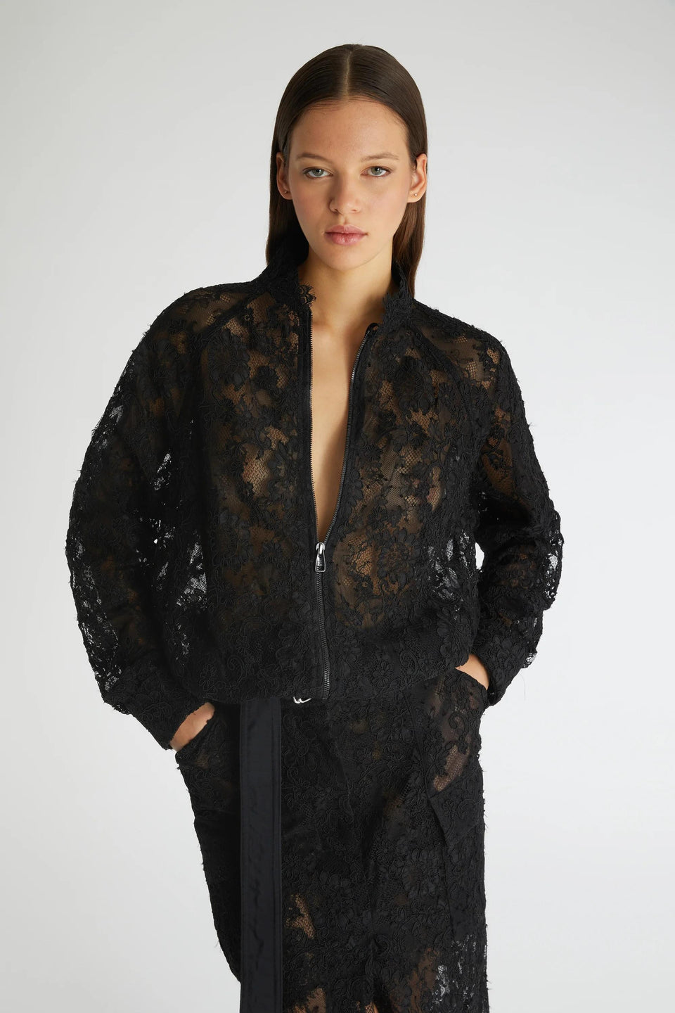 Bomber in pizzo nero