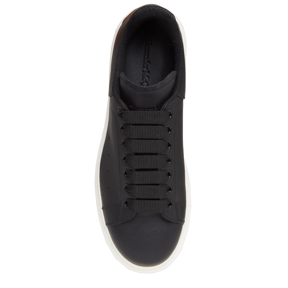 Sneakers oversize in pelle nere 807880 WHABB1000 ALEXANDER MCQUEEN