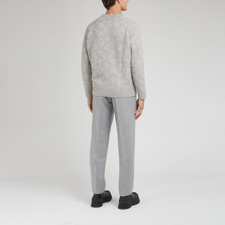 Maglia in lana grigia