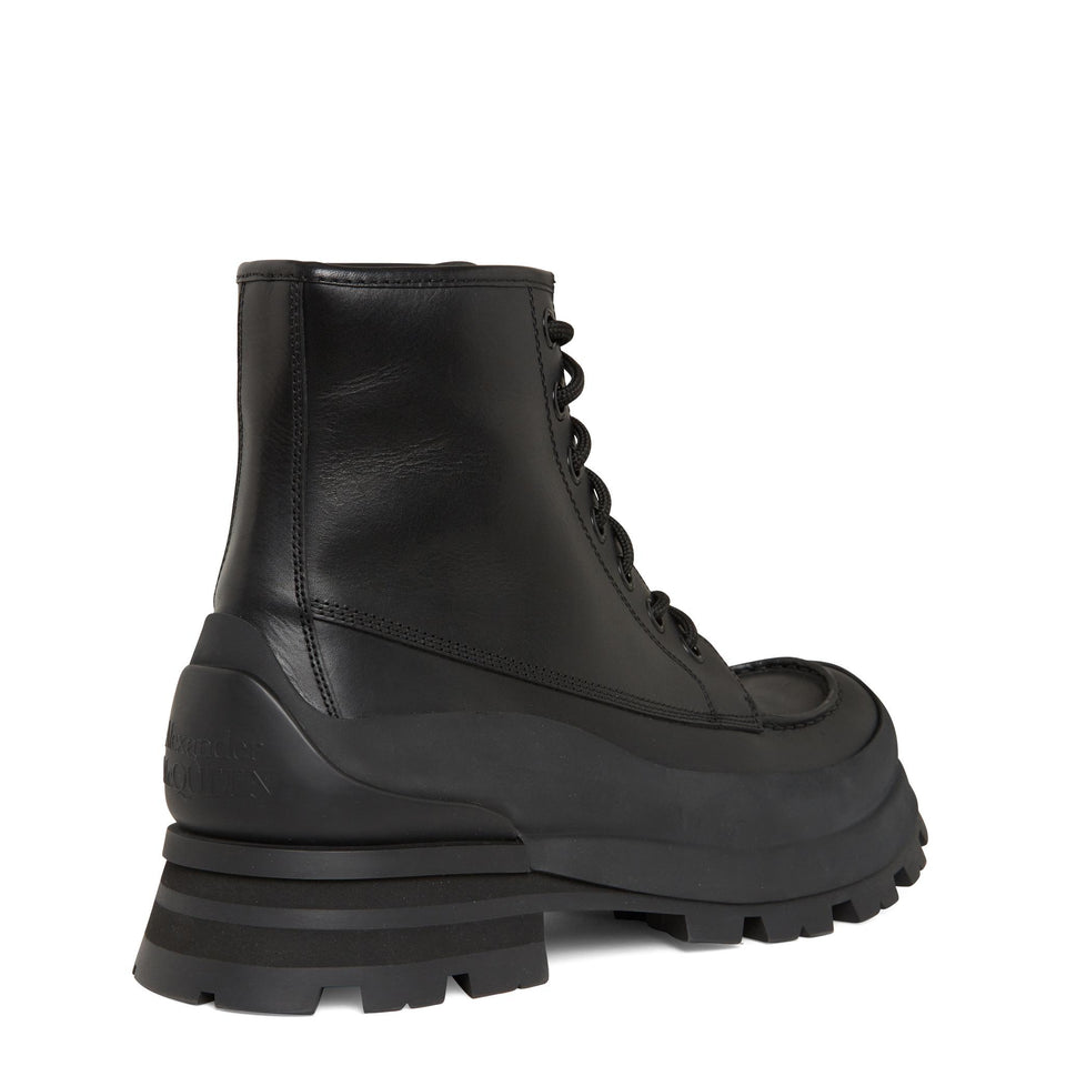 Stivaletto ''Wander'' in pelle nero 758769 WHLZ41000 ALEXANDER MCQUEEN