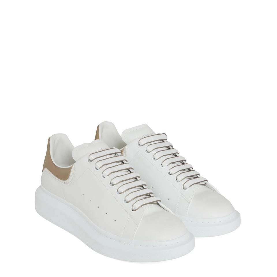 Sneakers oversize in pelle bianca e verde 794506 WIEEX9042 ALEXANDER MCQUEEN