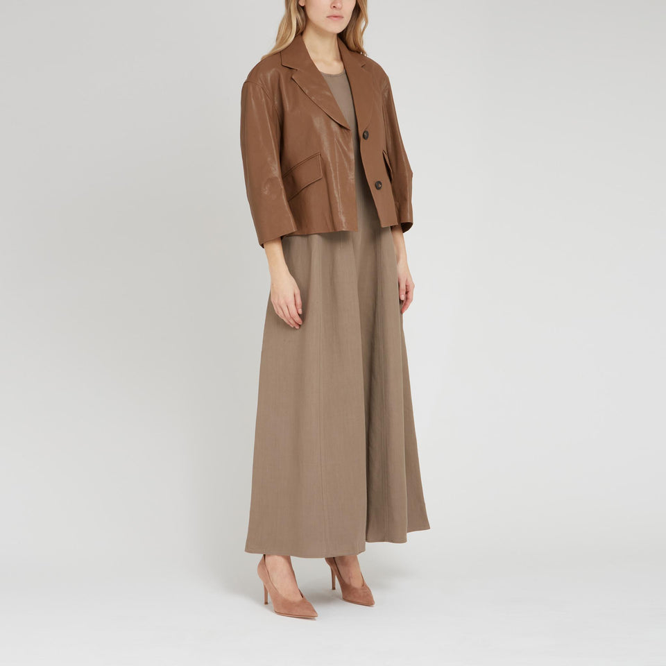 Giacca crop in pelle marrone