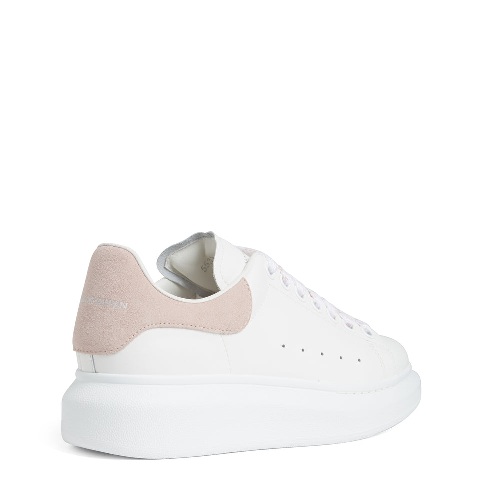 Oversized sneakers in white and pink leather