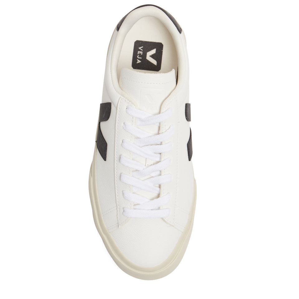 Sneakers ''Chromefree'' in pelle bianca e nera