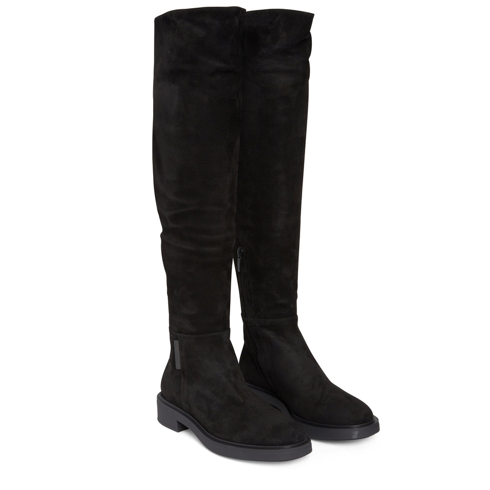 High boot in black suede