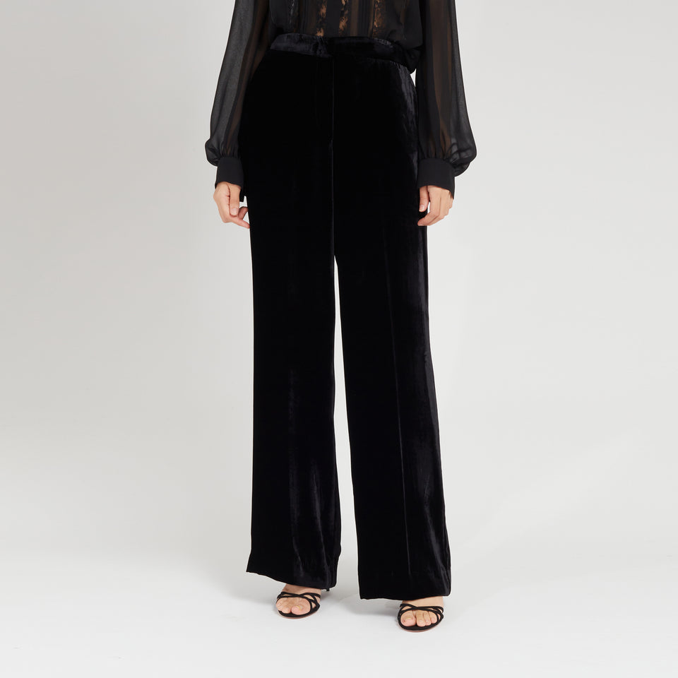 Wide-leg trousers in black velvet