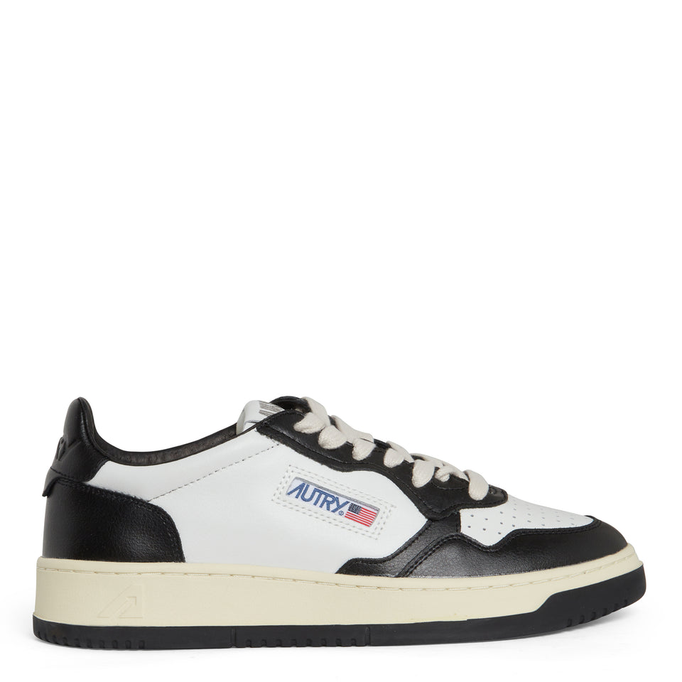 Sneakers ''Medalist Low'' in pelle bianca e nera