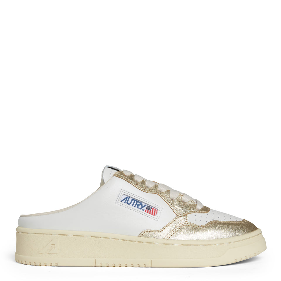 ''Medalist Low'' mule sneakers in white and gold leather