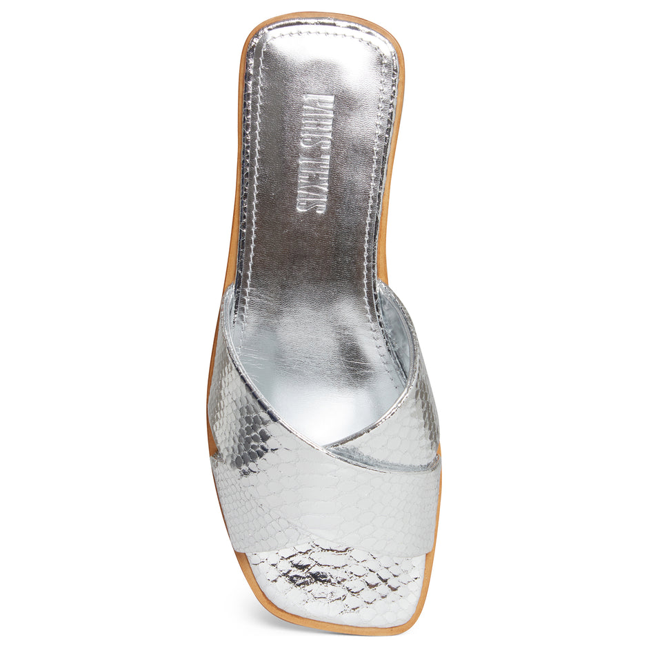 "Montecarlo" flat sandals in silver patent leather