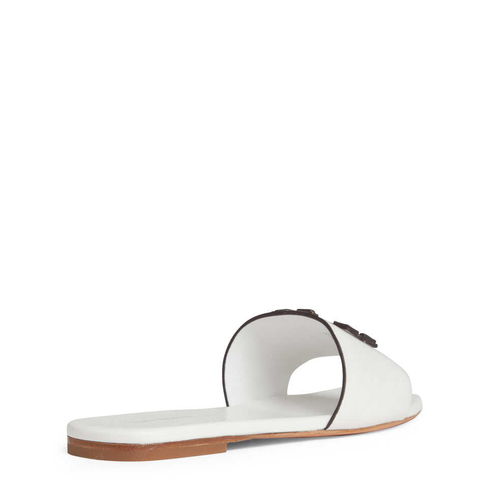 "Ines" flat sandals in white leather