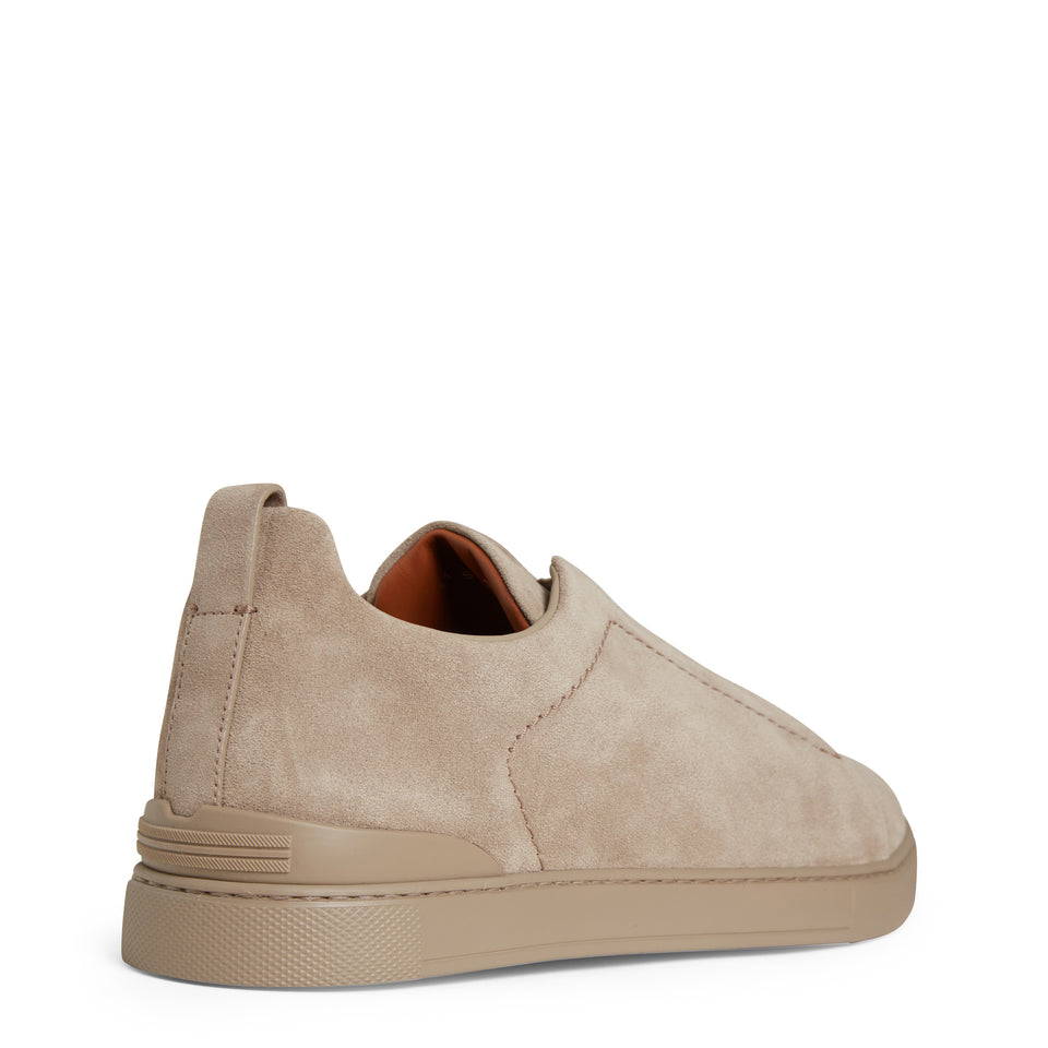 Snaekers ''Low Top Triple Stitch'' in suede beige