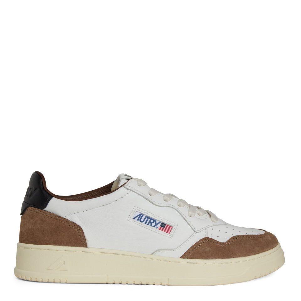 Sneakers ''Medalist Low'' in pelle bianca e marrone