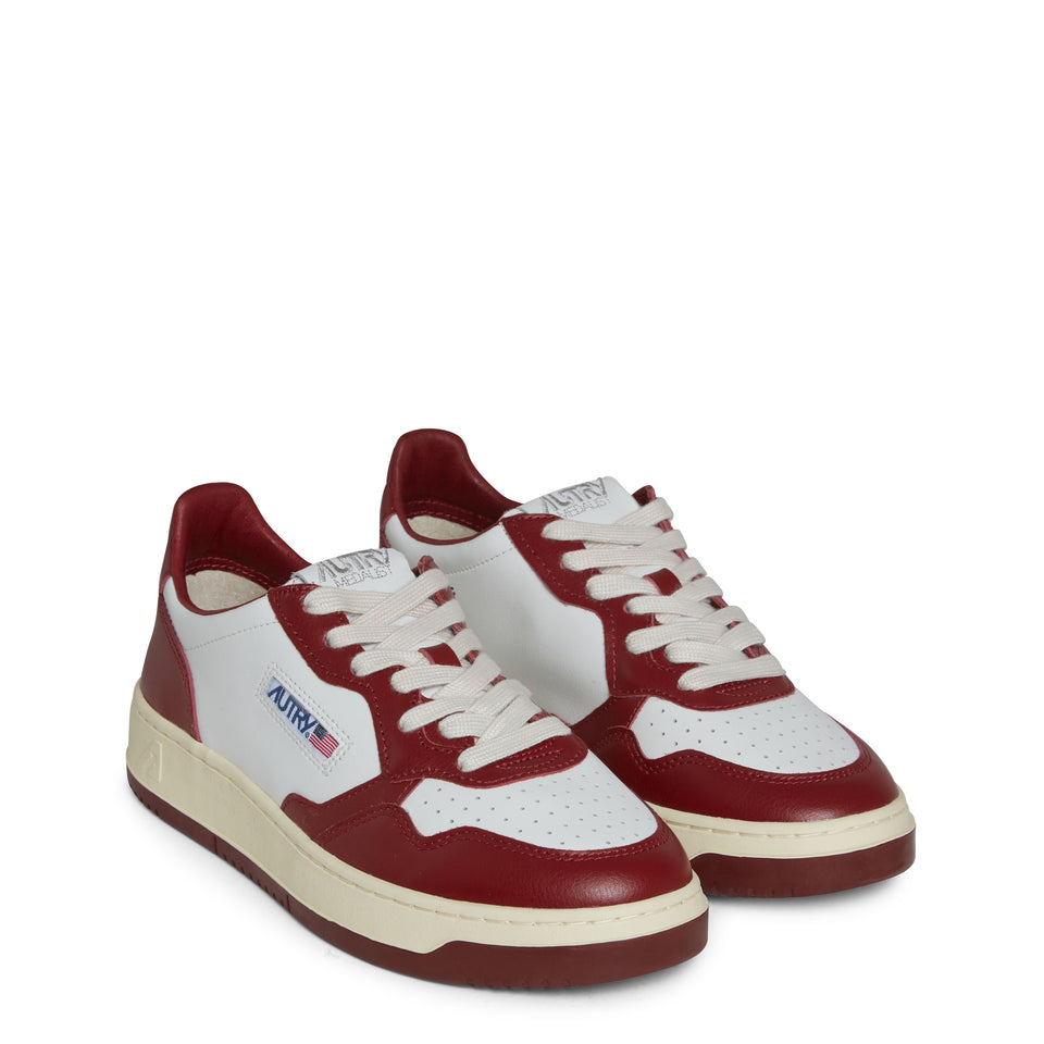 ''Medalist Low'' sneakers in white and red leather