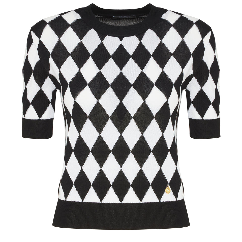 Black and white fabric shirt