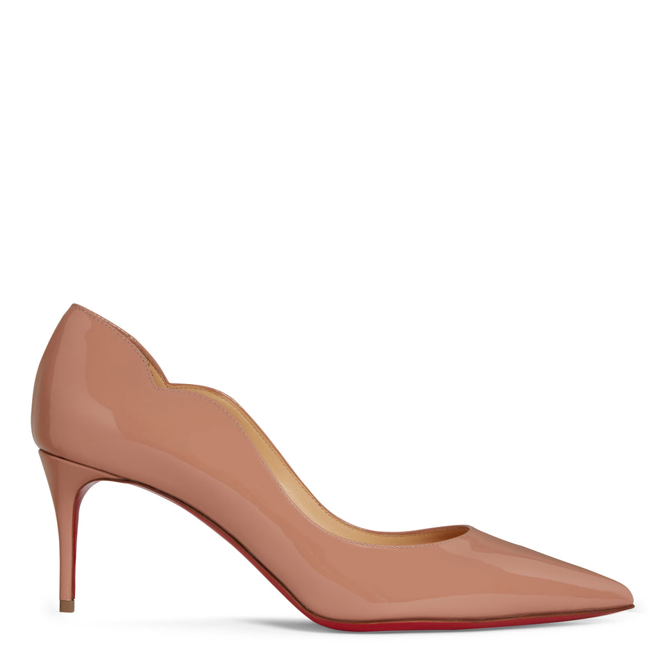 "Hot Chick 70" décolleté in beige patent leather