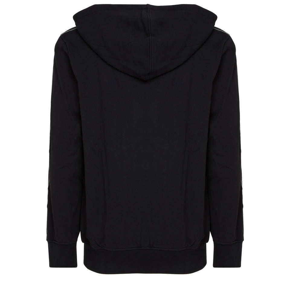 Black cotton sweatshirt