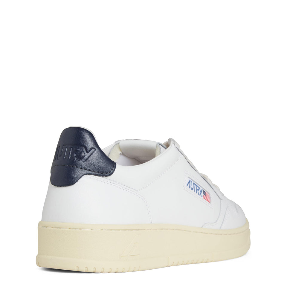 Sneakers ''Medalist Low'' in pelle bianca AULM-LL12 WHT/SPACE AUTRY 