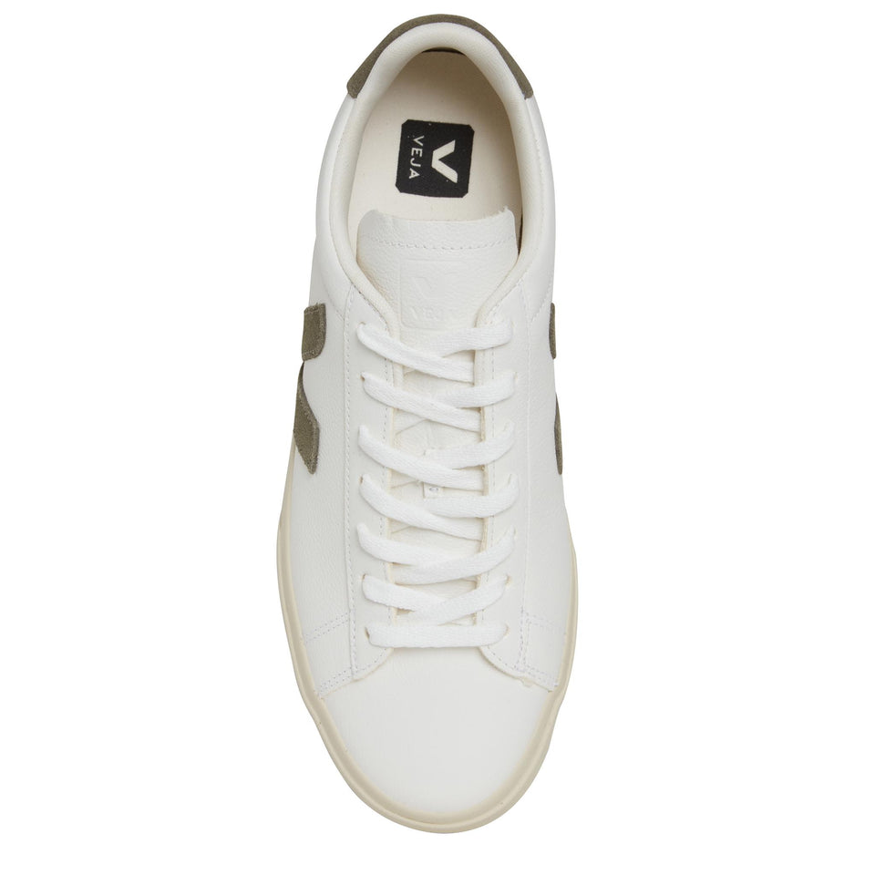 Sneakers ''Chromefree'' in pelle bianca e verde CP0502347 WHGR VEJA 