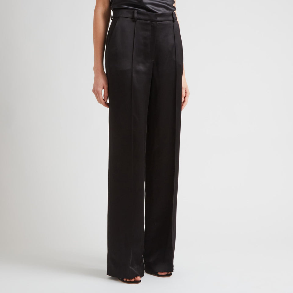 Black crepe pants