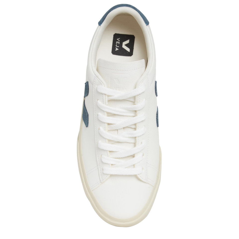 Sneakers ''Chromefree'' in pelle bianca e azzurra CP0503121 WHBLU VEJA 