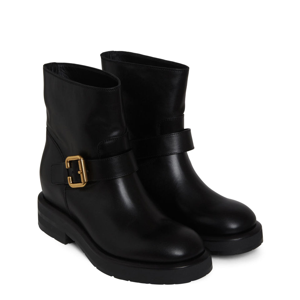 Stivaletti in pelle neri CHC24A04NNV 001 CHLOE 