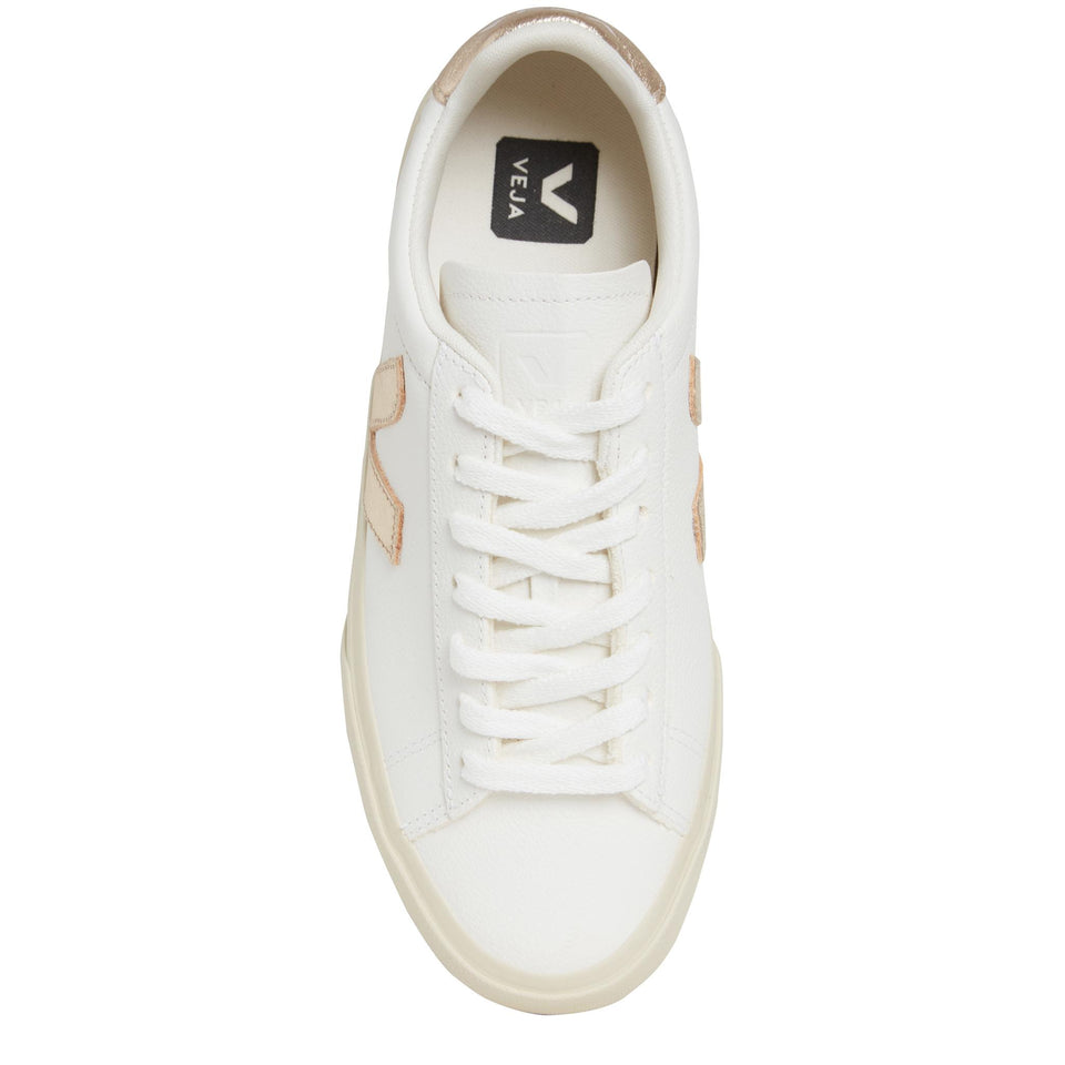 Sneakers ''Chromefree'' in pelle bianca e oro CP0503495 WHPL VEJA 