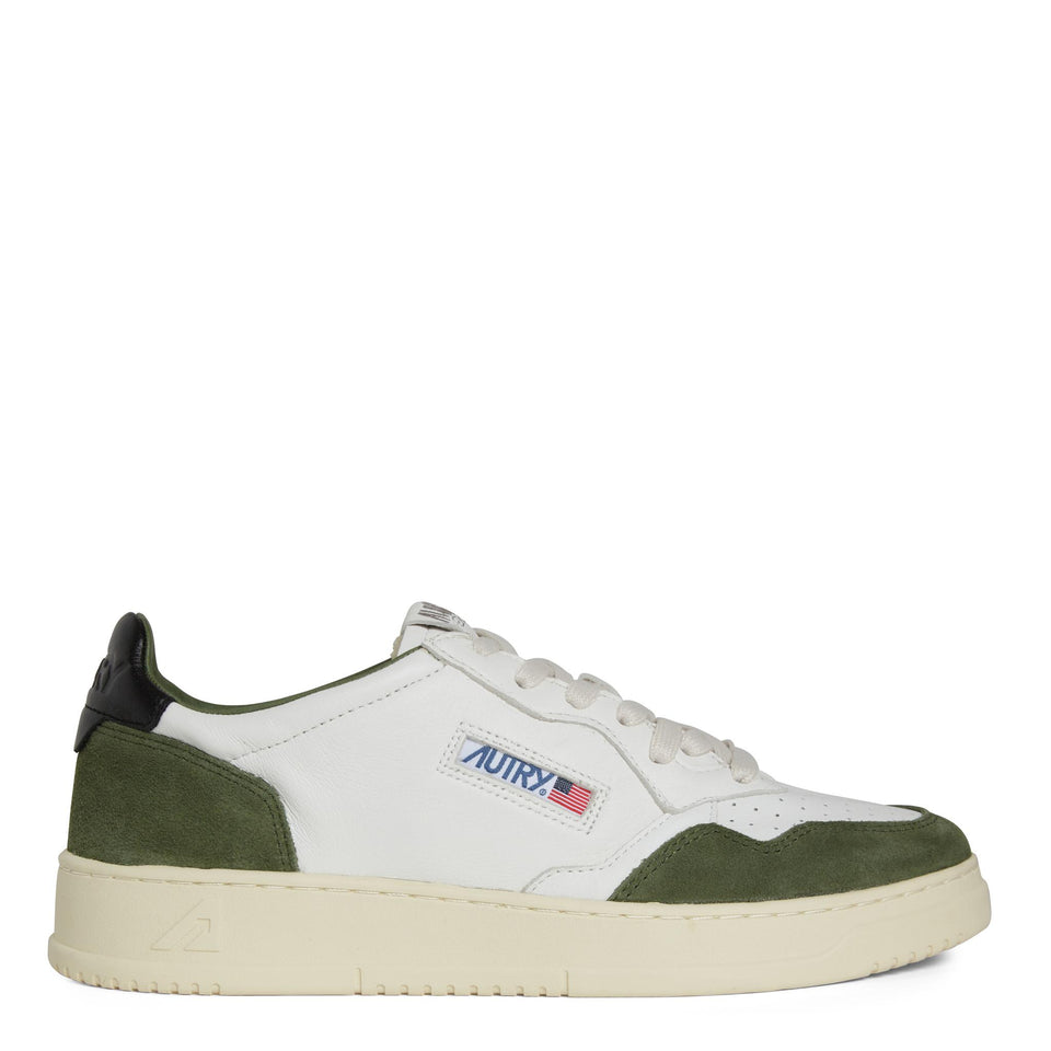 Sneakers "Medalist low" in suede bianca e verde AULM GS22MIL/BLACK AUTRY 