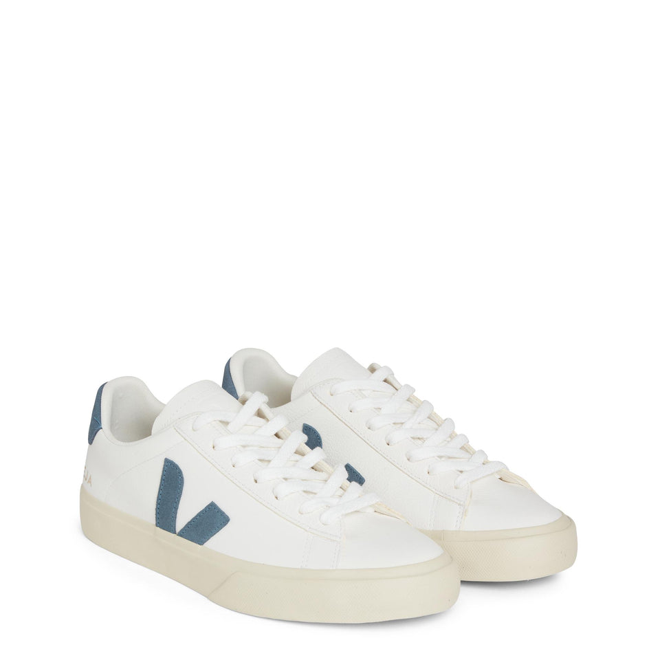 Sneakers ''Chromefree'' in pelle bianca e azzurra CP0503121 WHBLU VEJA 