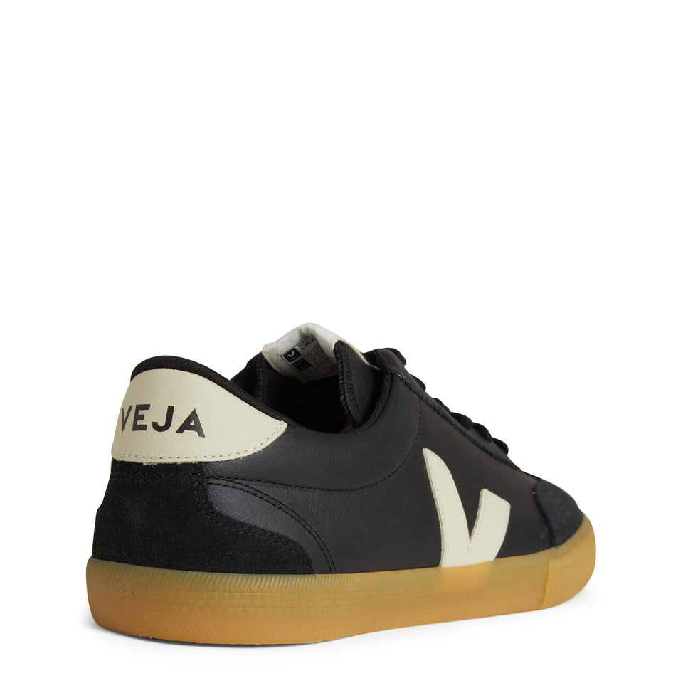 Sneakers ''Volley'' in pelle nere VO2020510 MULTI VEJA 