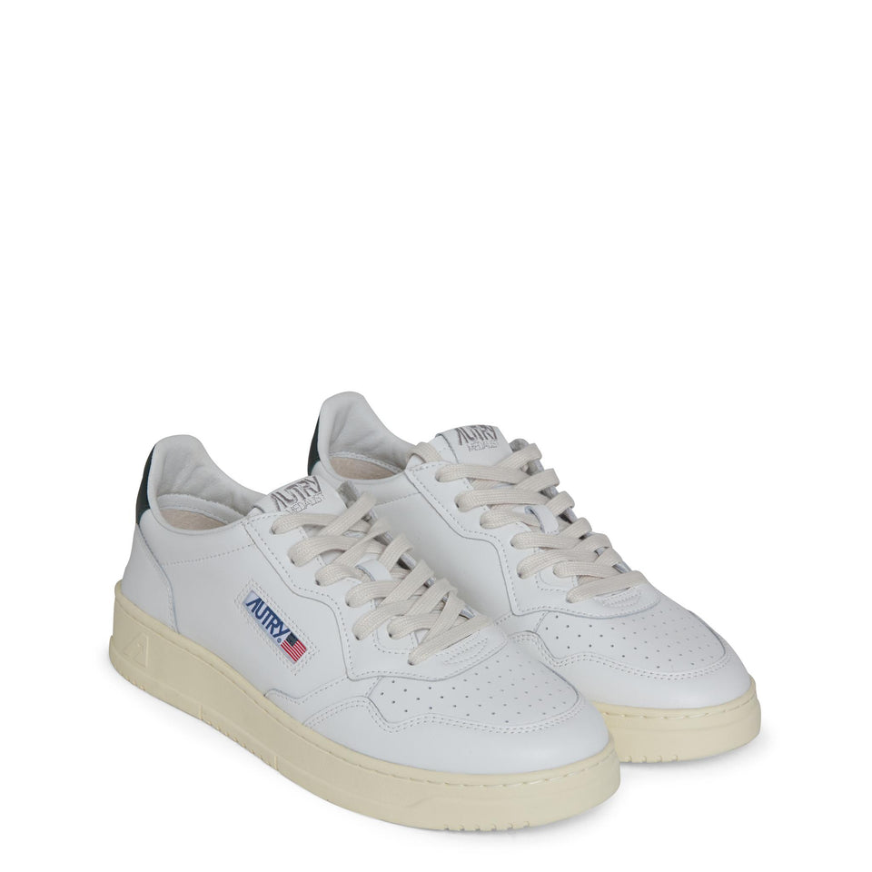 Sneakers ''Medalist Low'' in pelle bianca AULM LL67WHT/MOUNTAIN AUTRY 