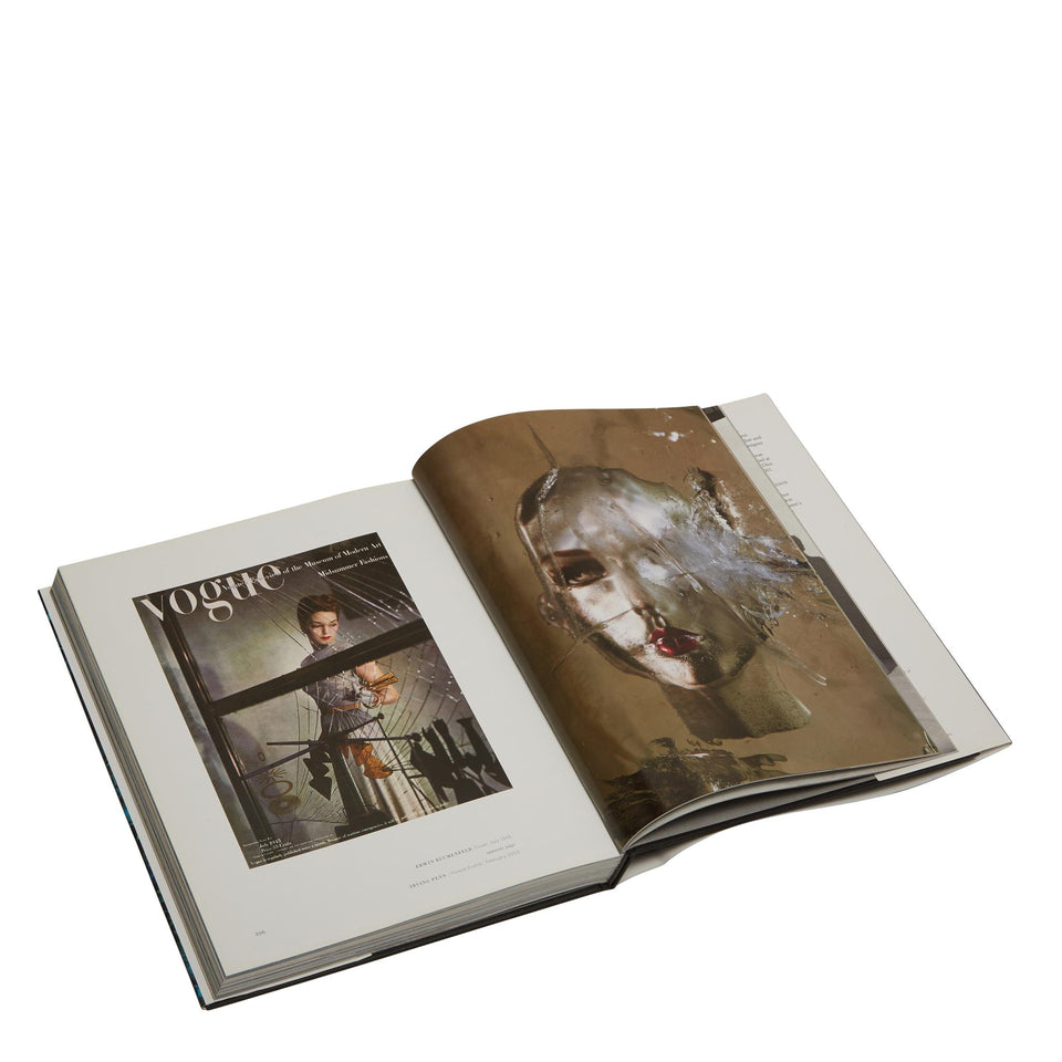 Libro ''Vogue: Fantasy & Fashion'' by Abrams