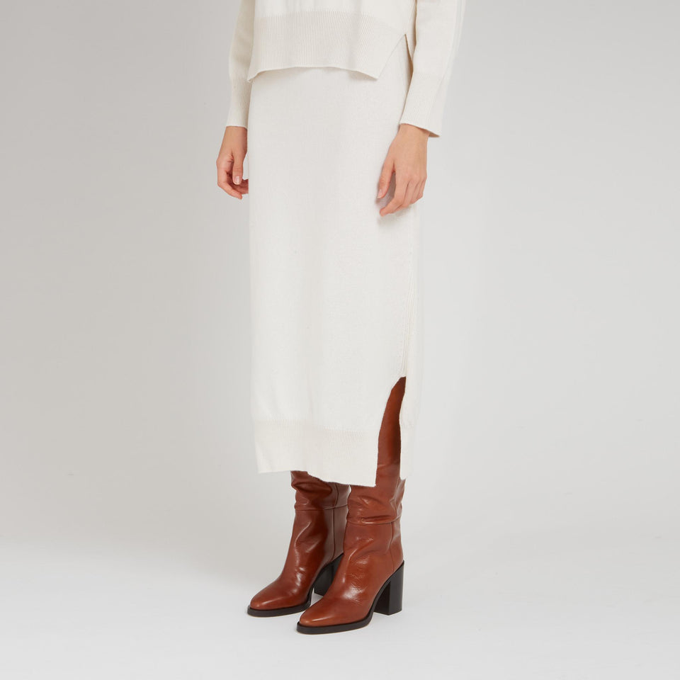 Long white cashmere skirt