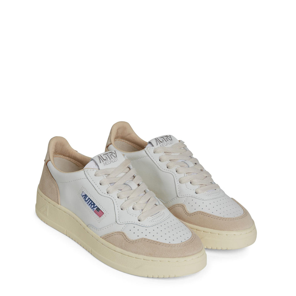 Sneakers ''Medalist Low'' in pelle bianca AULW LS75WHT/GOLD AUTRY 