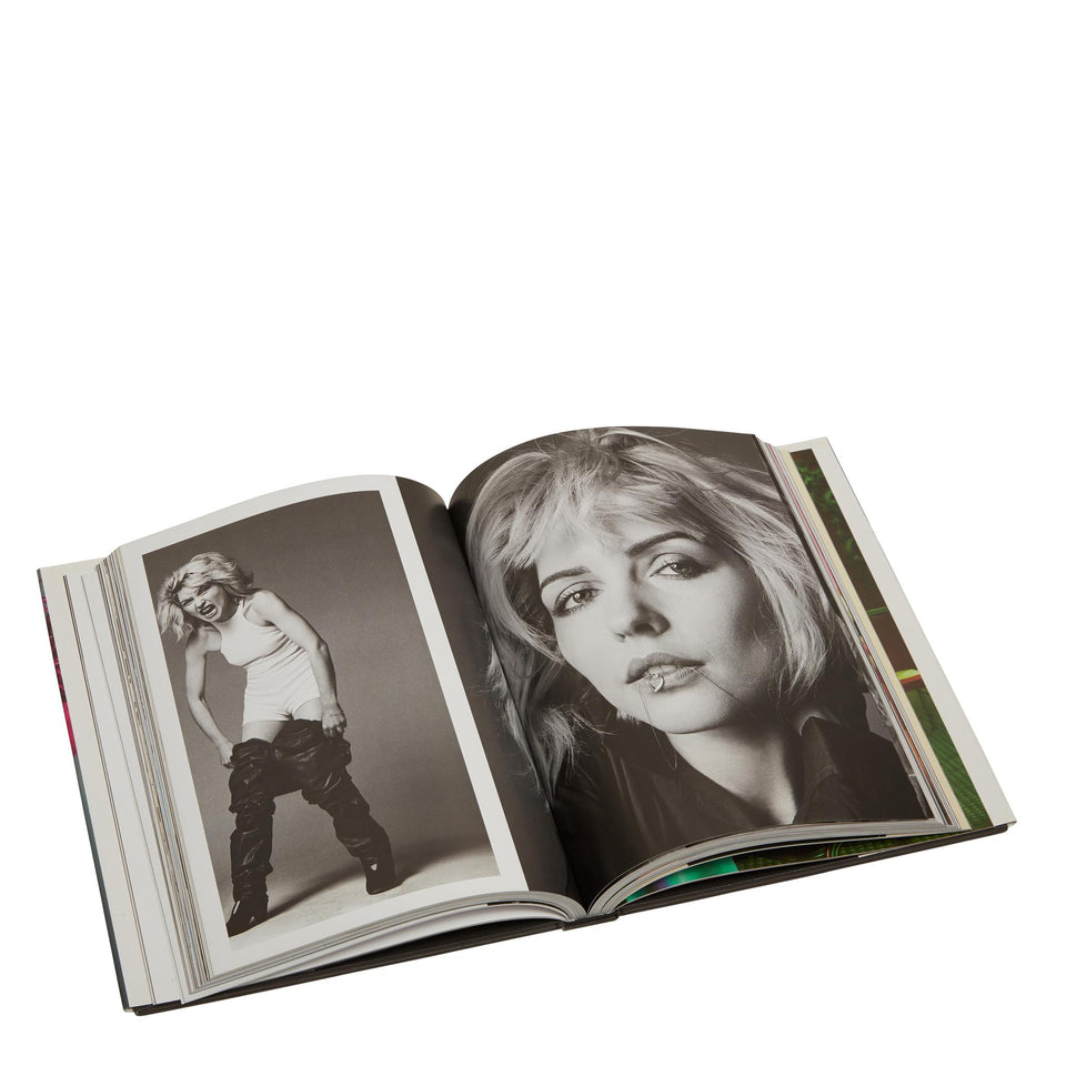 Book ''Vogue X Music'' by Abrams