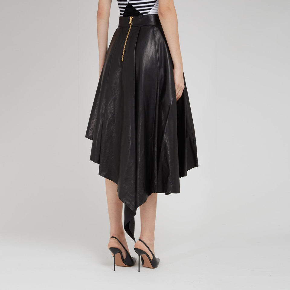 Gonna asimmetrica in eco pelle nera