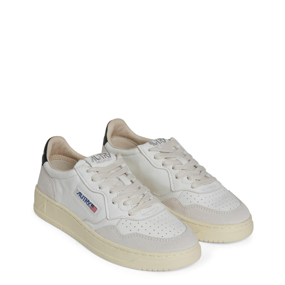 Sneakers ''Medalist Low'' in suede grigia AULW GS33WHT/BLK AUTRY 