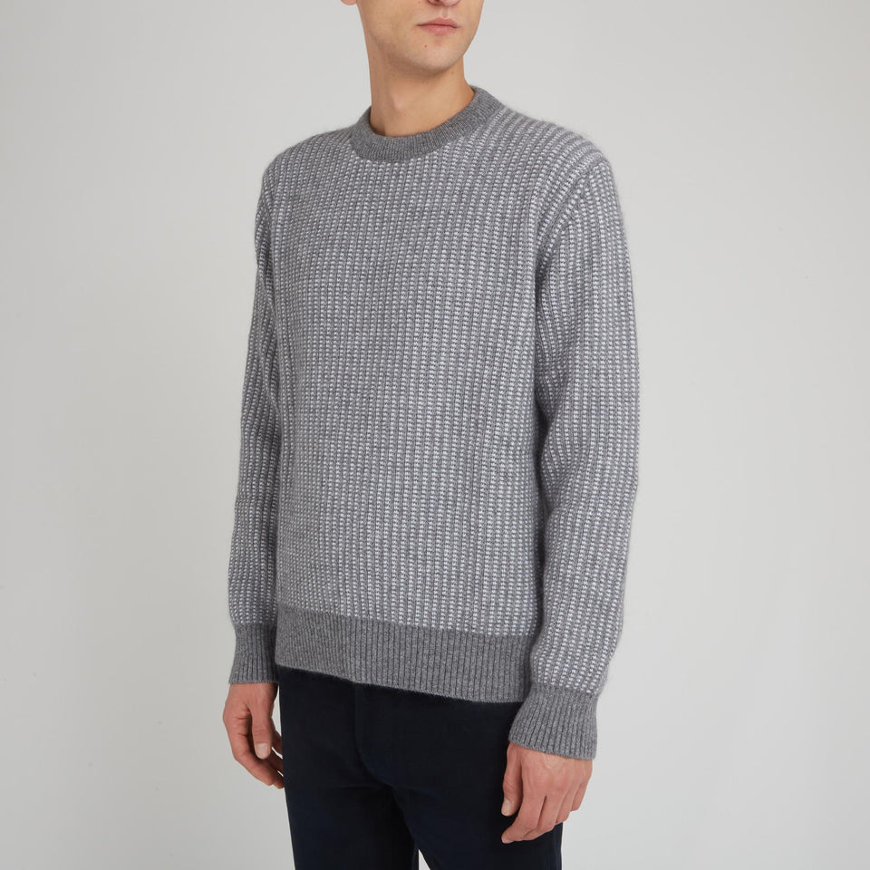 Maglia in cashmere grigia