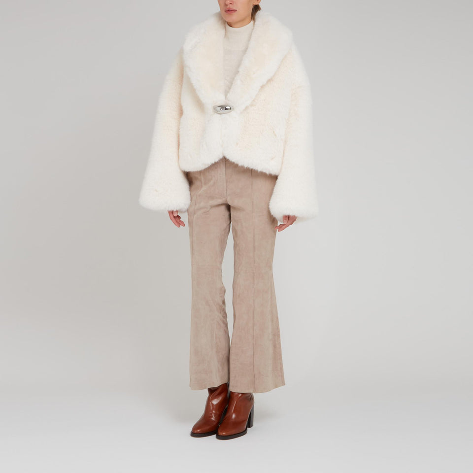 Coat in white shearling