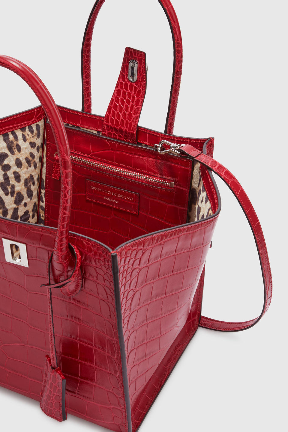 ''Maggie'' tote bag in red leather