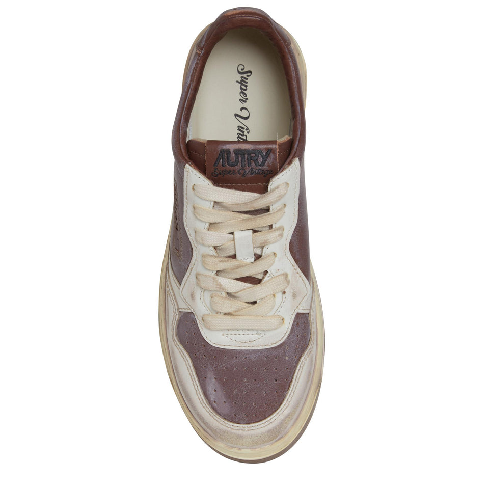 Sneakers "Sup vint low" in pelle bianca e marrone AVL WMD03MUD PATRIDGE AUTRY 