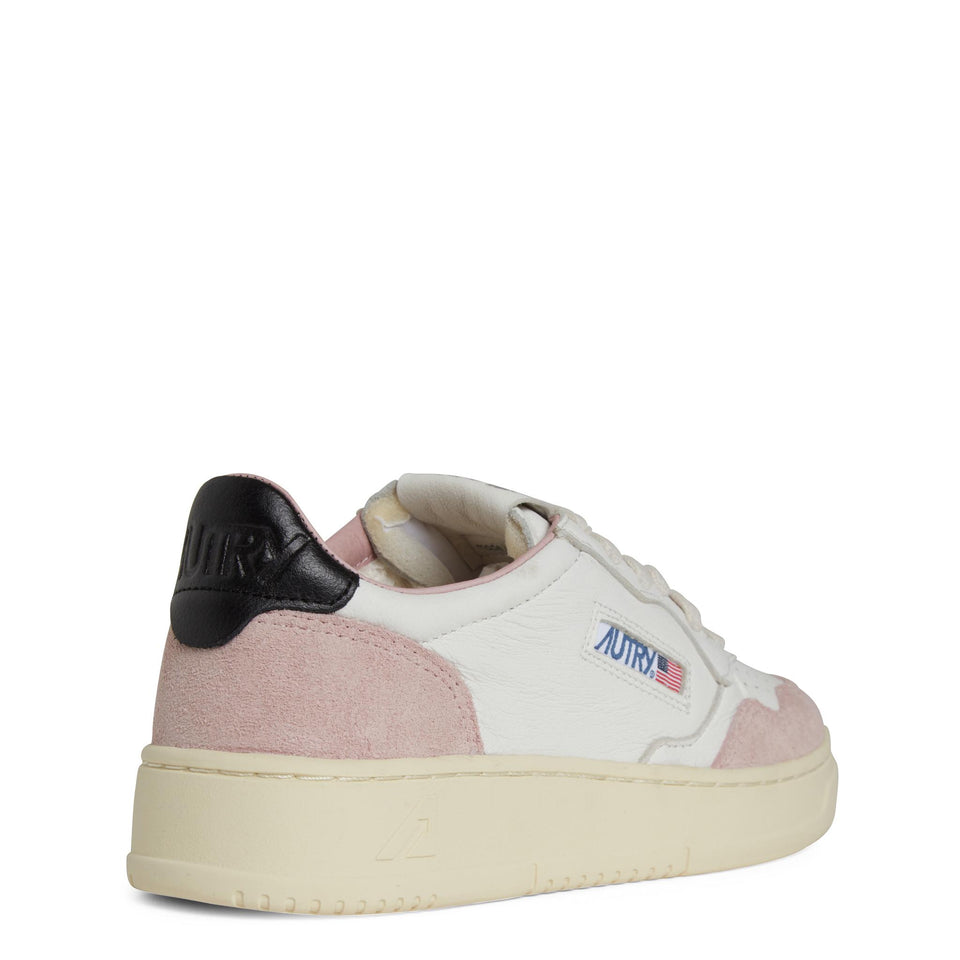 Sneakers ''Medalist Low'' in suede rosa AULW GS20POWDER/BLK AUTRY 