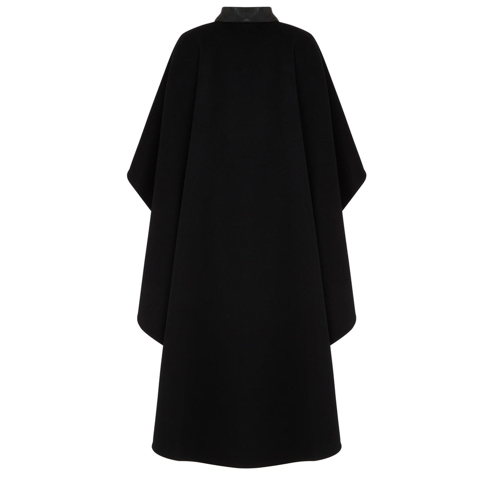 Cappa in lana nera