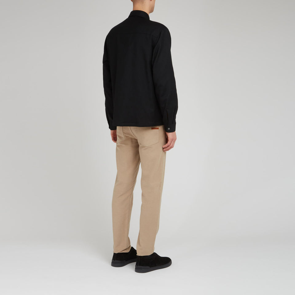 Camicia in lana nera