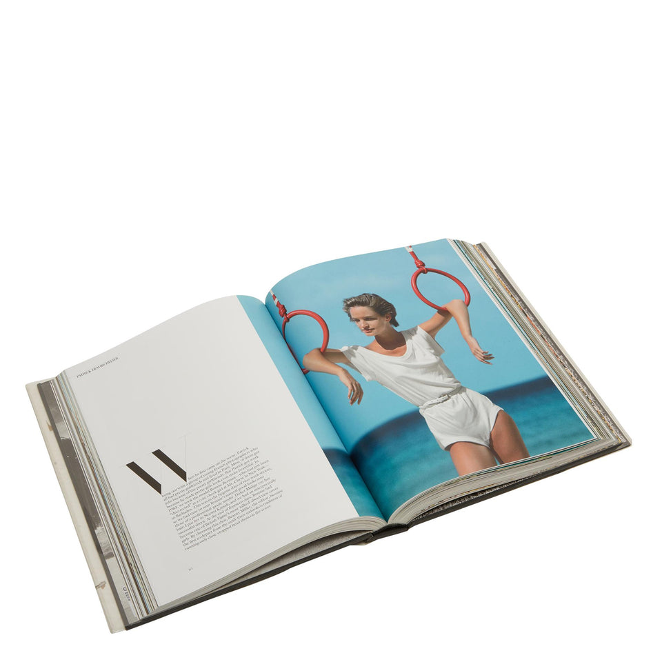 Libro ''Grace'' by Books International - GIO MORETTI