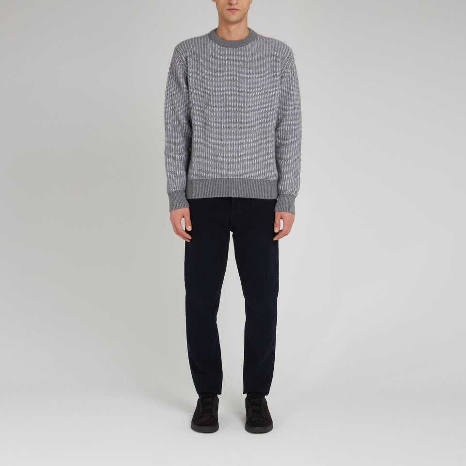 Maglia in cashmere grigia