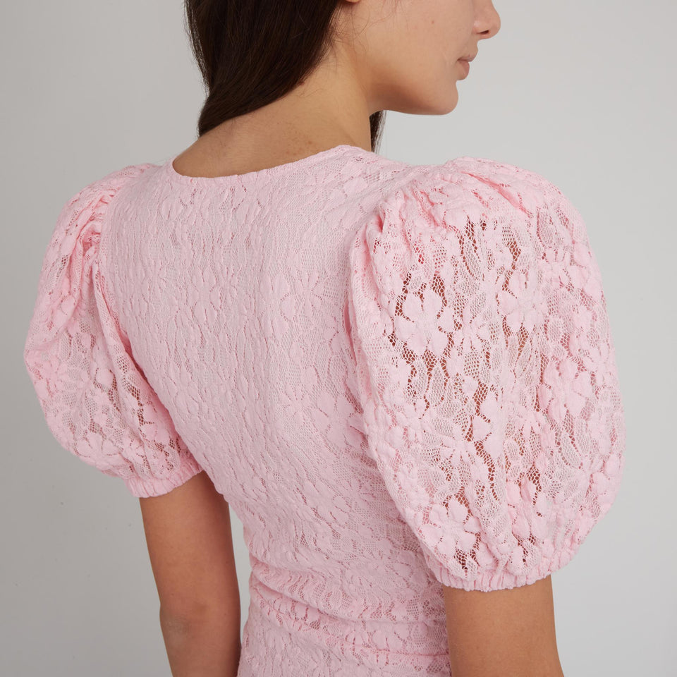 Abito in pizzo rosa