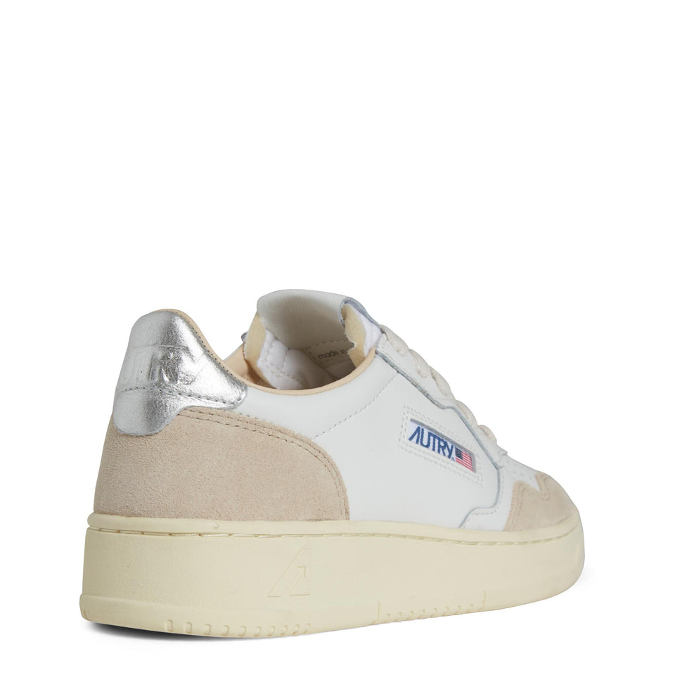 Sneakers ''Medalist Low'' in pelle bianca AULW LS74WHT/SILVER AUTRY 