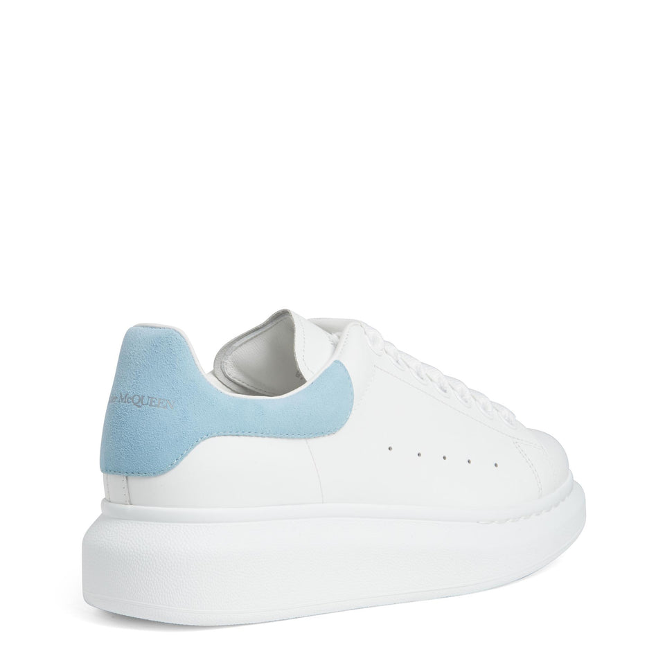 Sneakers oversize in pelle bianca e azzurra 553770 WHGP79412 ALEXANDER MCQUEEN 