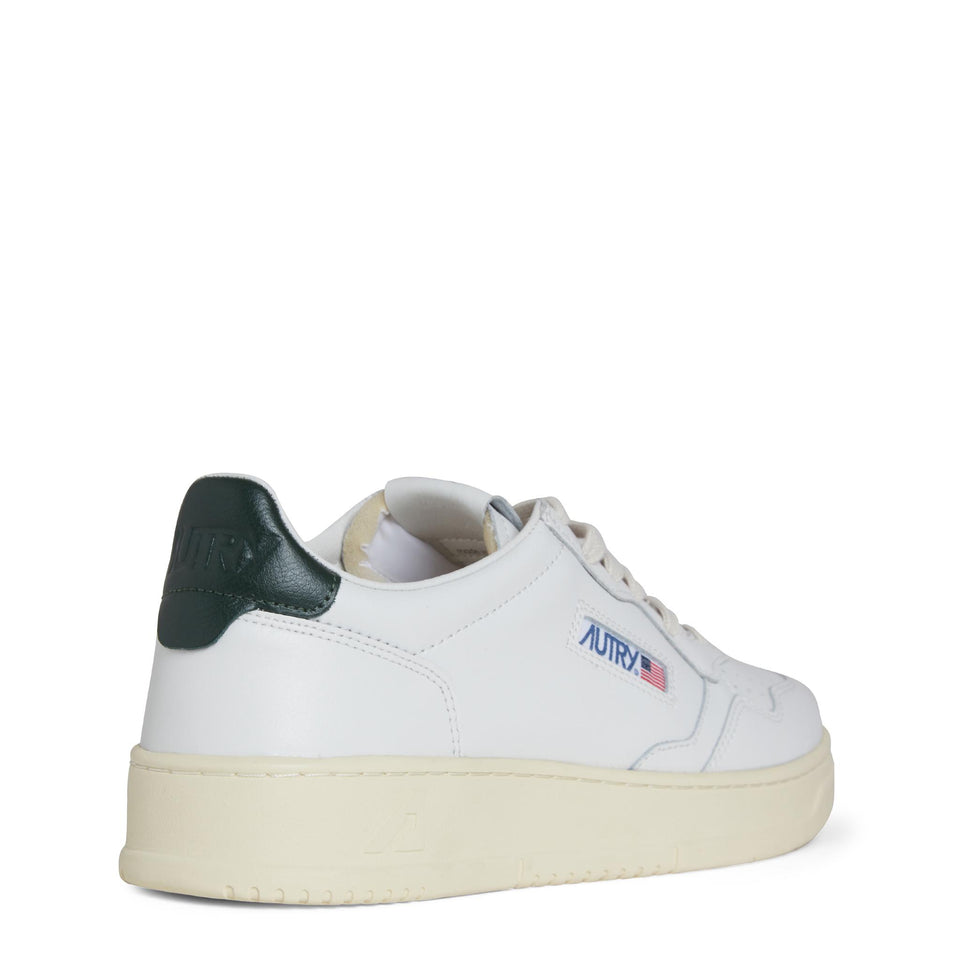 Sneakers ''Medalist Low'' in pelle bianca AULM LL67WHT/MOUNTAIN AUTRY 